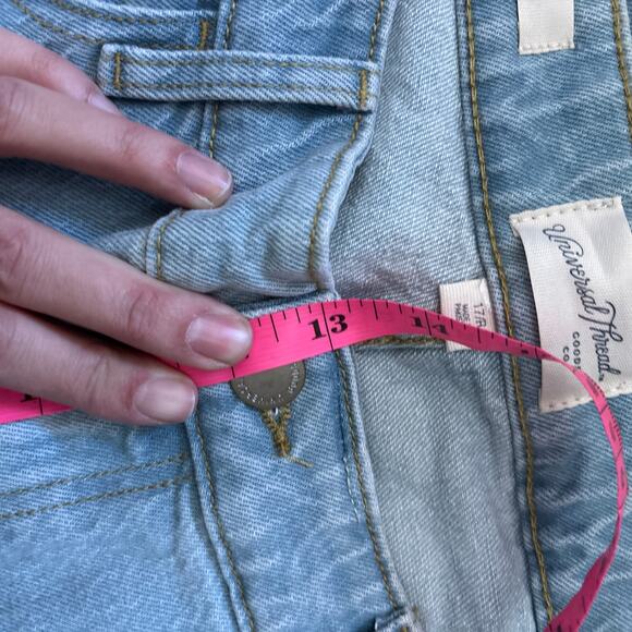 Universal Thread High Rise Flare Leg Jeans Light Wash Denim Blue Women's Size 17 - Picture 5 of 8